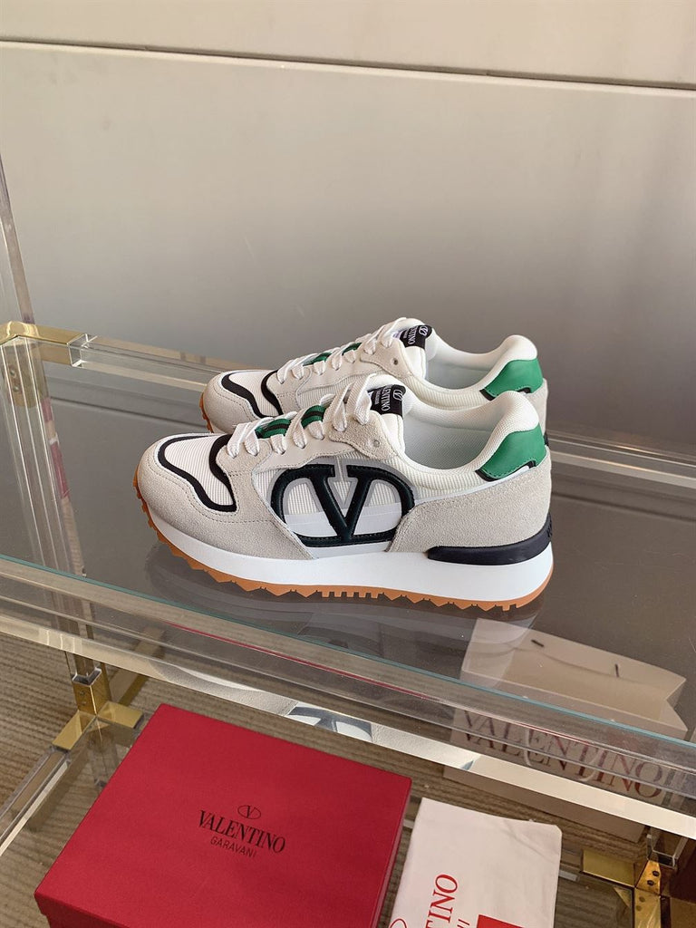 VALENTINO VLOGO PACE LOW-TOP SNEAKER IN SPLIT LEATHER FABRIC AND CALF LEATHER - TM025