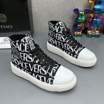 VERSACE LOGO-PRINT HIGH-TOP SNEAKERS - UH011