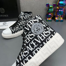 VERSACE LOGO-PRINT HIGH-TOP SNEAKERS - UH011