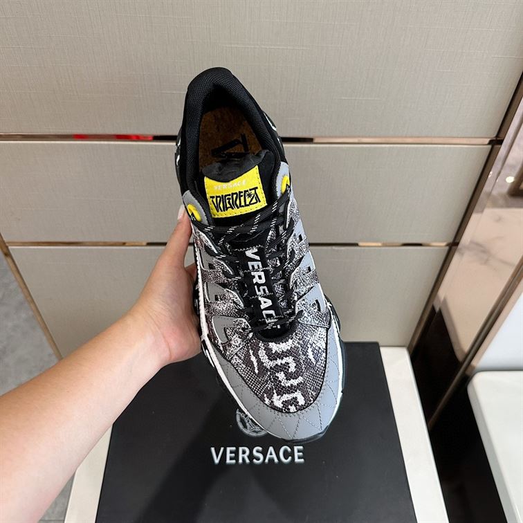 VERSACE TRIGRECA SNEAKERS - UH016