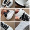 ALEXANDER MCQUEEN OVERSIZED SNEAKER - M004