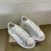 ALEXANDER MCQUEEN OVERSIZED SNEAKER - M007