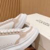 ALEXANDER MCQUEEN OVERSIZED SNEAKER - M014