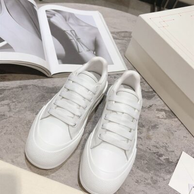 ALEXANDER MCQUEEN SKATE DECK PLIMSOLL IN WHITE - M040