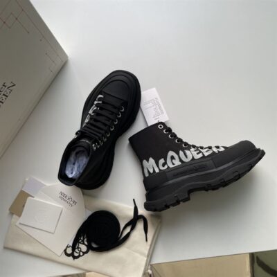 ALEXANDER MCQUEEN TREAD SLICK HIGH-TOP SNEAKER - M028