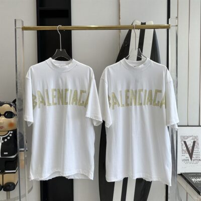 BALENCIAGA NEW TAPE TYPE T-SHIRT MEDIUM FIT IN WHITE - Y009