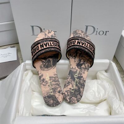 CHRISTIAN DIOR DWAY SLIDE - D036