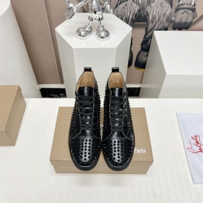 CHRISTIAN LOUBOUTIN LOUIS SPIKES SNEAKERS BLACK - C016