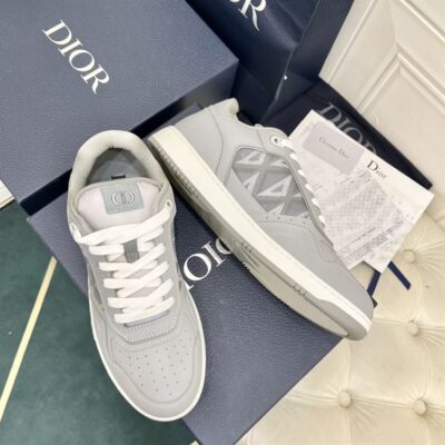 DIOR B27 LOW-TOP SNEAKER GRAY SMOOTH CALFSKIN AND CD DIAMOND CANVAS - I072