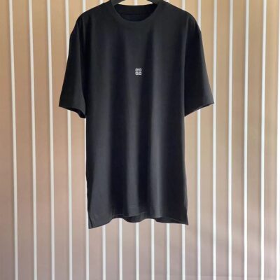 GIVENCHY SLIM FIT T-SHIRT IN COTTON WITH 4G DETAIL - K001