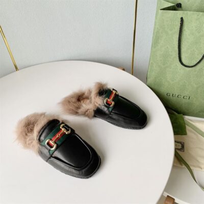 GUCCI PRINCETOWN SLIPPER -Q026