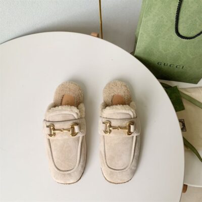 GUCCI PRINCETOWN SLIPPER -Q030