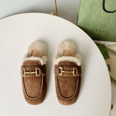 GUCCI PRINCETOWN SLIPPER -Q032