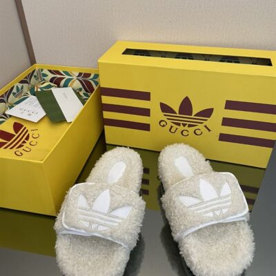 GUCCI x ADIDAS GG PLATFORM SANDAL - Q063