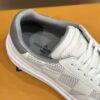 LOUIS VUITTON BEVERLY HILLS SNEAKER GRIS - L121