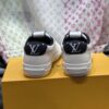 LOUIS VUITTON CHARLIE SNEAKER - L008