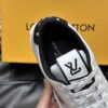 LOUIS VUITTON CHARLIE SNEAKER - L008