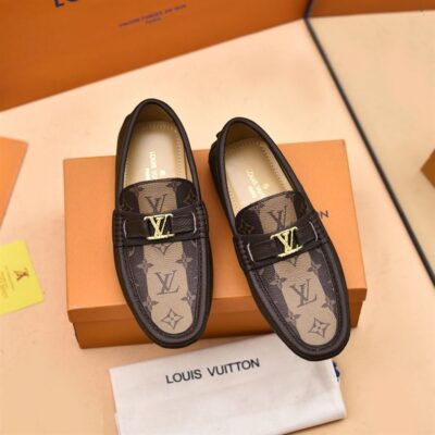 LOUIS VUITTON HOCKENHEIM MOCCASIN - T063