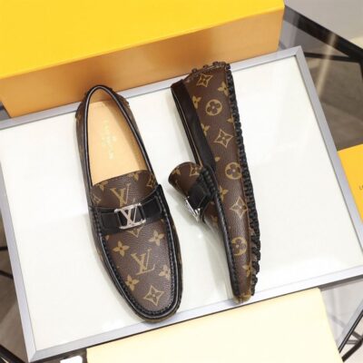 LOUIS VUITTON HOCKENHEIM MOCCASIN - T068