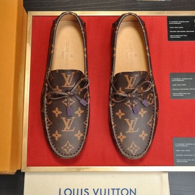 LOUIS VUITTON LV DRIVER MOCCASIN - T011