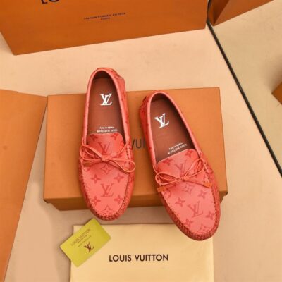 LOUIS VUITTON LV DRIVER MOCCASIN - T015