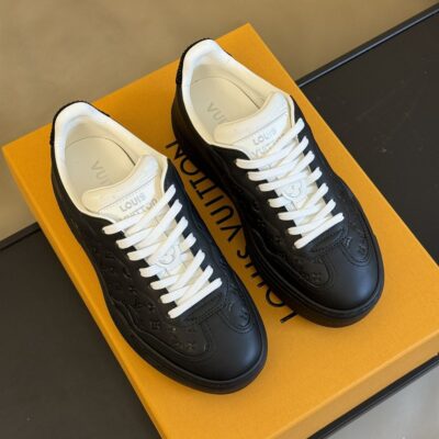 LOUIS VUITTON GROOVY PLATFORM SNEAKER - L122