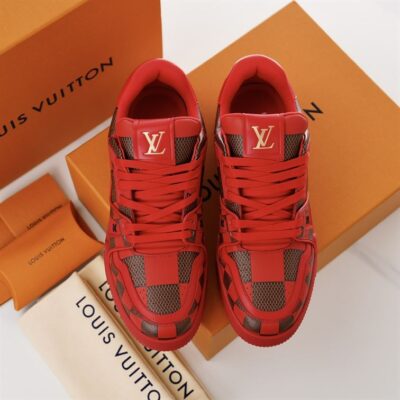 LOUIS VUITTON LV TRAINER SNEAKER DAMIER POP - L019