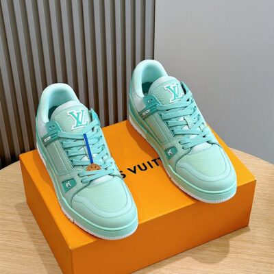 LOUIS VUITTON LV TRAINER SNEAKER - L005