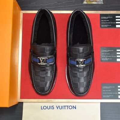 LOUIS VUITTON MAJOR LOAFER - T102