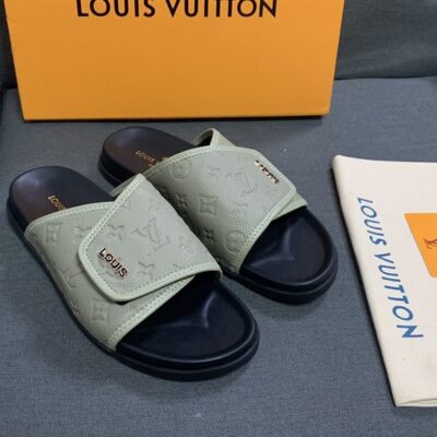 LOUIS VUITTON MIAMI MULE - S135