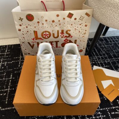 LOUIS VUITTON NEO RUN AWAY SNEAKER - L125