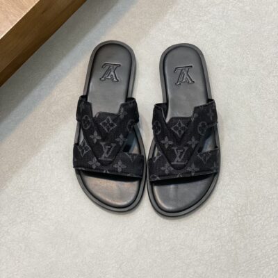 LOUIS VUITTON OASIS MULE - S044