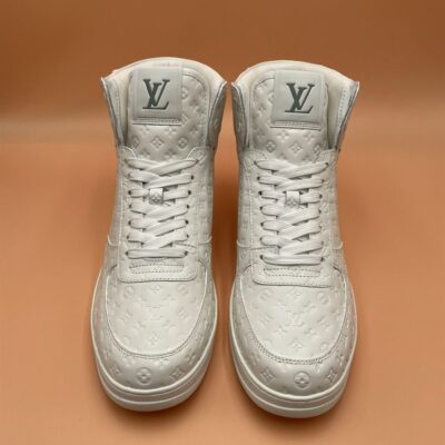 LOUIS VUITTON RIVOLI SNEAKER BOOT WHITE - L129