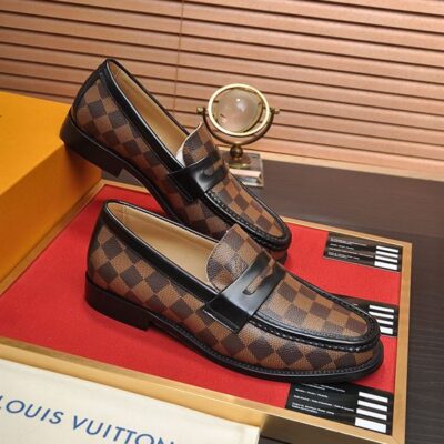 LOUIS VUITTON SORBONNE LOAFER - T048