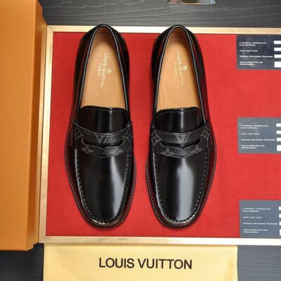 LOUIS VUITTON SORBONNE LOAFER - T050