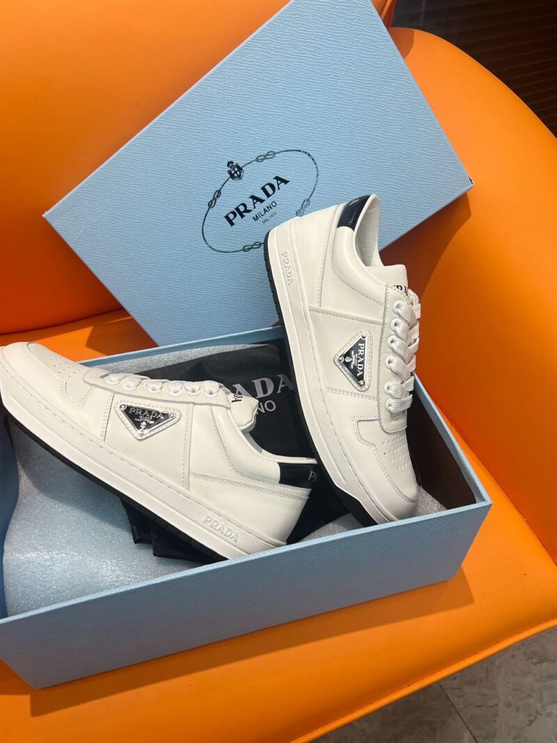 PRADA DOWNTOWN LEATHER SNEAKERS WHITE BLACK - P030