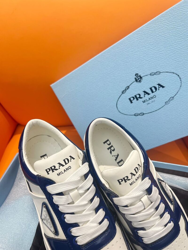 PRADA DOWNTOWN LEATHER SNEAKERS WHITE BLUE - P033