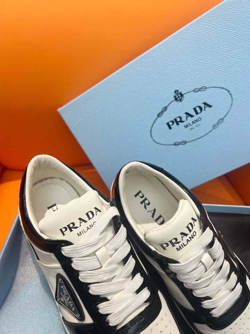 PRADA DOWNTOWN PATENT LEATHER SNEAKERS WHITE BLACK - P031