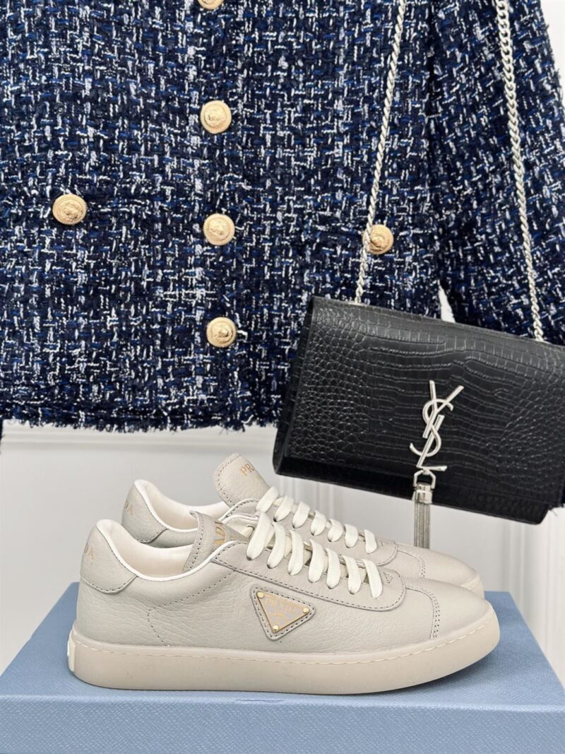 PRADA LEATHER SNEAKERS PUMICE STONE - P048