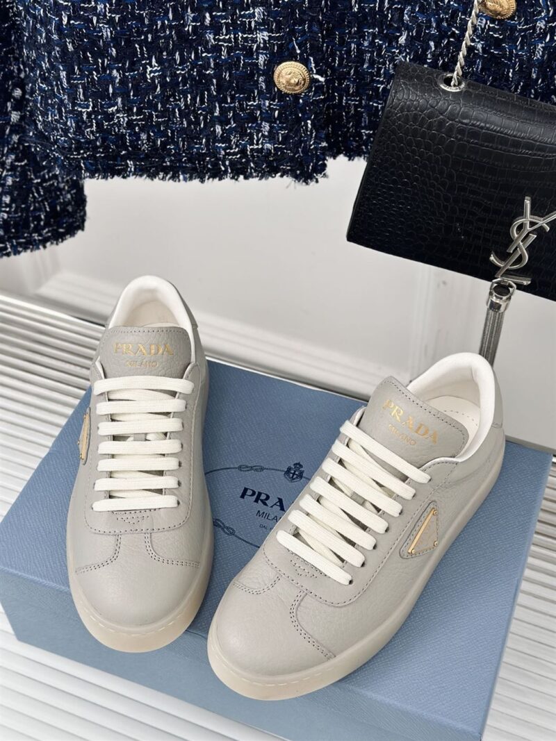 PRADA LEATHER SNEAKERS PUMICE STONE - P048