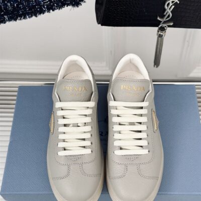 PRADA LEATHER SNEAKERS PUMICE STONE - P048