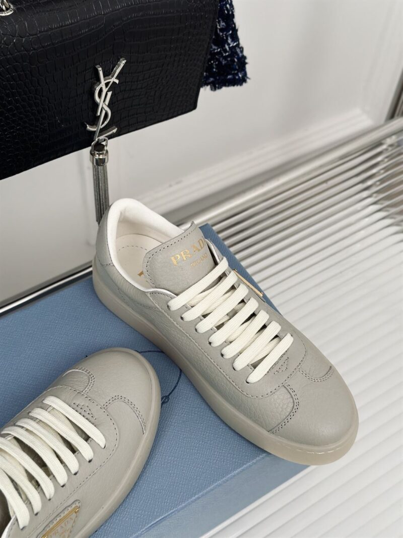 PRADA LEATHER SNEAKERS PUMICE STONE - P048