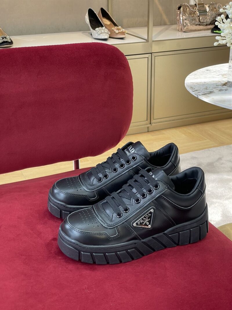 PRADA VOLUMINOUS SNEAKERS BLACK - P059