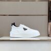 PRADA WHITE LEATHER SNEAKERS - P058