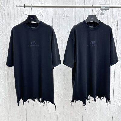 BALENCIAGA BB CLASSIC BALENCIAGA CROPPED T-SHIRT OVERSIZED IN BLACK - Y029