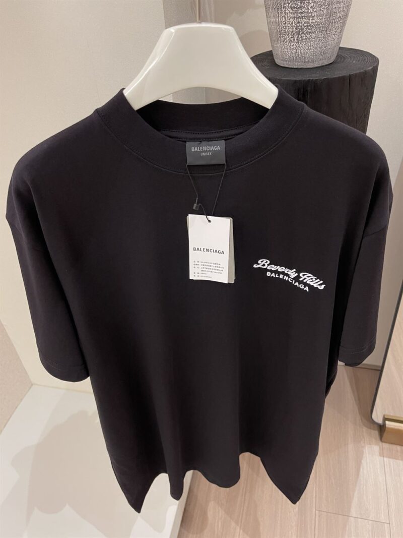 BALENCIAGA BEVERLY HILLS T-SHIRT MEDIUM FIT IN BLACK - Y038