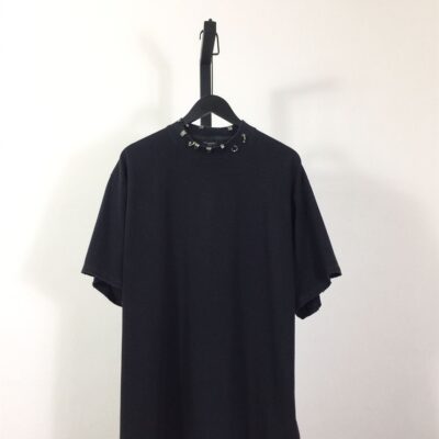 BALENCIAGA PIERCED T-SHIRT OVERSIZED IN BLACK - Y043