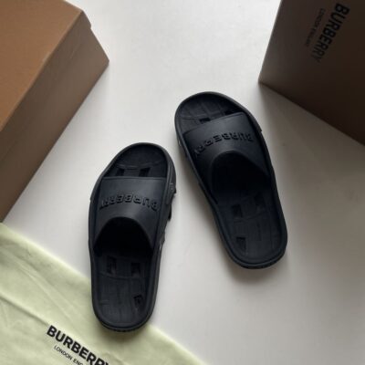 BURBERRY BUCKLOW SLIDES BLACK - U009