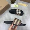 BURBERRY CHECK SLIDES - U004