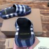 BURBERRY CHECK SLIDES - U029